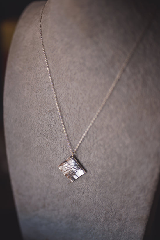 bridal party jewellery workshop option 925 sterling silver pendant and necklace at pauntley court wedding venue 